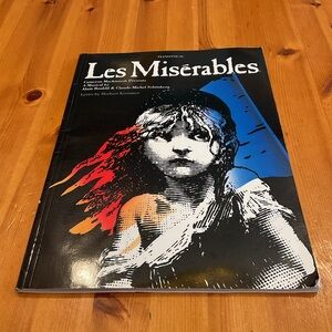 LES MISÉRABLES VOCAL PIANO SONG BOOK 1987-1991 ORIGINAL BROADWAY CAST PHOTOS
